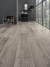 Pvc bodenbelag tarkett design 260 vacano white 3m. Wohlfuhlen Mit Bodenfliesen In Holzoptik