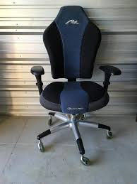This gaming chair from akracing will a provide m inimalist aesthetics without skimping on the build quality and ergonomics that make us the leader. Ak Racing Premium Gaming Chair Octane Model Reeds Auction Company