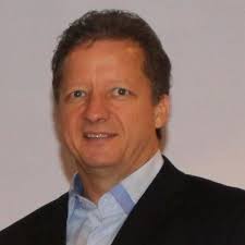 Why kids outshine adults in leadership