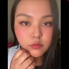 Who is a good tattoo artist in Roseburg, Oregon, for an American flag  tattoo?