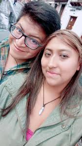 Los originales RUCOS de Amaguaña, junto a un pingullero, artista que  mantiene la tradición musical ancestral.