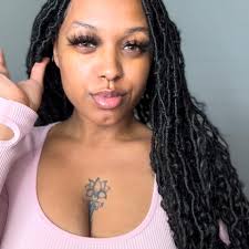 Monique Easley • Facebook