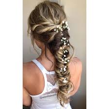 Formal hairstyle perfect for prom, weddings, homecoming, valentines day. 6 Easy Formal Hairstyles Do It Yourself Styles Amr