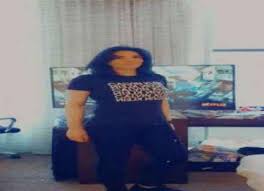 قالت الفنانة حورية فرغلي، إنها كانت مخطوبة لشاب، وتوفي قبل الفرح بيوم واحد في حادث سير. Ykyzckhiixer1m