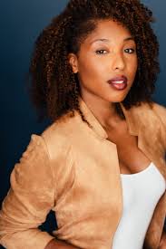 Tina Hassell's Instagram, Twitter & Facebook