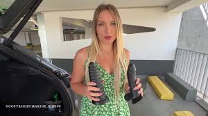 Marine Es Una Chica Ocupada - Marine Rossi - EPORNER