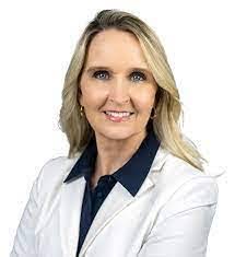 Cari Glover's Instagram, Twitter & Facebook