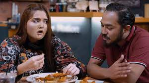 Siri drama terima aku seadanya yang pernah bersiaran di saluran ntv7 menerusi slot glamadrama pada oktober 2018, kembali menemui penonton di saluran tv3, bagi menggantikan drama tuan danial yang menamatkan siarannya pada jumaat lalu. Info Drama Terima Aku Seadanya Slot Lestary Iluminasi