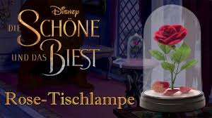 Eine fee verwandelt einen bösen prinzen in ein biest, und alle schloßbewohner in diverse haushaltsgegenstände. Die Schone Und Das Biest Enchanted Rose Tischlampe Elbenwald