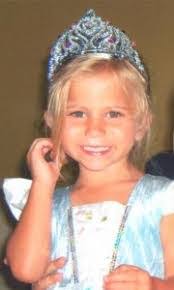 Tonya Reisinger's Instagram, Twitter & Facebook