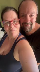 Hey y'all! Can someone please remake this as a cute Christmas picture!