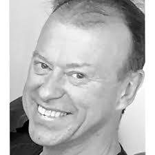 Ben Dunning's Instagram, Twitter & Facebook