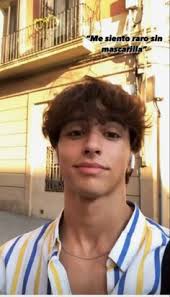 chuuv (conniedaunicorn)