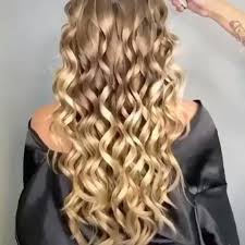 Epingle Par Octogo Store Sur Embellissement Chevelure Video En 2020 Comment Boucler Ses Cheveux Permanente Cheveux Long Coiffures Permanentes