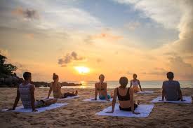 yin yoga teacher course in hawaii