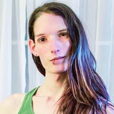 Kelly Becker-Neuding (@KellyLSB)