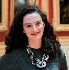 Isabelle Kent's Instagram, Twitter & Facebook