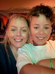 Lauren T-Brooks (@educatingmummy) • Instagram photos and videos