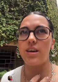 @CarlaEUrenaA's video Tweet