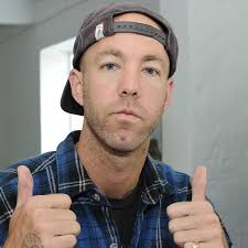 Andrew Reynolds ("The Boss")