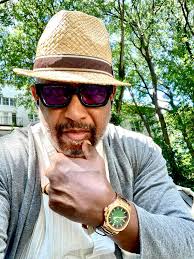 Art, fashion, film, yoga and writing… #paperplaneyoga