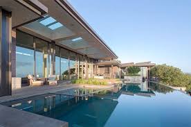 Beyonce Paid $10,000 a Night to Stay at This Fantastic AirBnB House