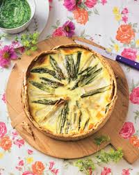 Spargel Quiche Mit Kerbelsosse Rezept Quiche Lebensmittel Essen Und Rezepte