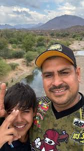 Yo aki les digo patitos a esto que haces con una piedra en el río