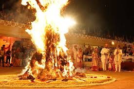 Find holika dahan latest news, videos & pictures on holika dahan and see latest updates, news, information from ndtv.com. Holika Dahan 2020 Mythology And Significance Astrotalk Com