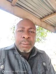 Today's my birthday, and I'm ready for all the love! 🥴🥹 I might not be  the flashiest, but I've got a heart full of love and am celebrating another  year of life.