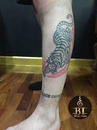 Done Traditional Thai Tattoo Sak Yant Tiger By Ajarn Tom Www Bt Tattoo Com Bttattoo Bttattoothailand Bangkoktatto Sak Yant Tattoo Bamboo Tattoo Thai Tattoo