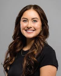 Jenna Conlin's Instagram, Twitter & Facebook