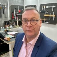 30+ "Lloyd Morris" profiles