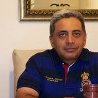 200+ perfiles de «Frederic Ayala»