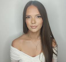 Delikatnie, subtelnie , makijaż idealnie dobrany do urody klientki ❤️