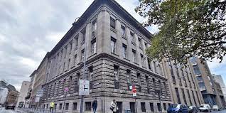 It provided asset management solutions for wealthy individual clients and institutional investors. Kolner Bank Oppenheim Stammhaus In Kolner Alstadt Verkauft Kolnische Rundschau