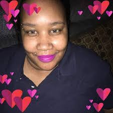 Leann Kirk's Instagram, Twitter & Facebook