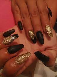 Ver más ideas sobre uñas negras con dorado, manicura de uñas, decorados para uñas cortas. Monze Nails Unas Acrilicas En Tono Negro Y Dorado Facebook