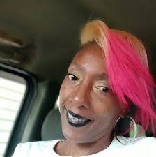 Sharonica Williams's Instagram, Twitter & Facebook