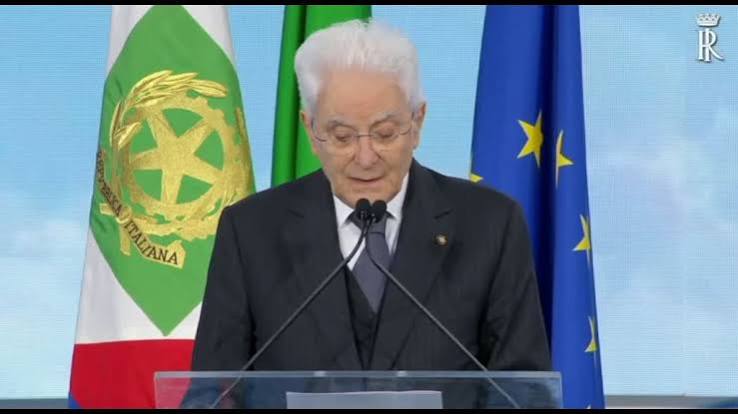 Mattarella a Amatrice ricorda la Costituzione: la scuola è aperta a tutti