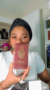 Nashain Annie Royal Edition Eau de Parfum 100mls. A very distinctive  fragrance, a high-quality formula that gives a long-lasting scent and gives  a touch of confidence and freshness. The ideal choice for