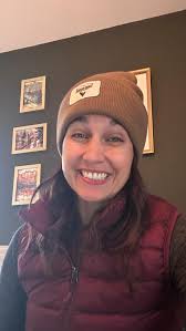 Today in the LMNTL Community … an invitation to do one thing at a time.,  Link in bio or DM to join us ✨, #lmntlvision #livinginourelement