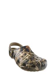 Men's and women's classic clog. Crocs Crocs Unisex Classic Realtree Clogs Walmart Com Walmart Com