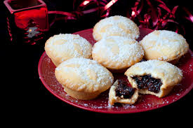 Free Stock Photo 8664 Plate of freshly baked Christmas mince pies |  freeimageslive