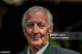 54 Peter Straub Photos & High Res Pictures