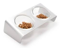 Petsafe slimcat interactive cat feeder. Elevated Cat Feeder Reviews Pros Cons Of Popular Raised Feeders