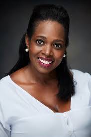 Carmen Mckenzie's Instagram, Twitter & Facebook