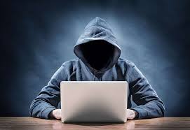 Many people have used online dating as an avenue to love and romance, but some have seen it as a way to con people out of their money. The Extreme Dangers Of Online Dating