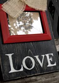 Rustic Distressed Wood 4 X 6 Black And Red And White Love Amor Amour Amore Picture Frame Frame Crafts Picture On Wood Diy Frame