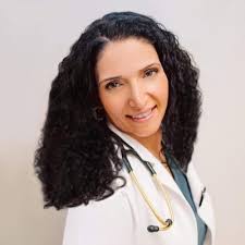 Doctor Emi (@Doctor_Emi_)